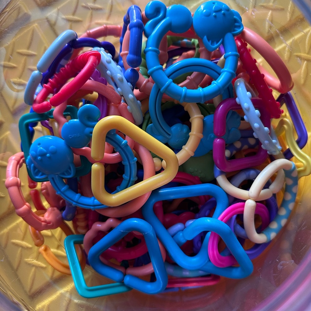Geometric Chain Buckle Travel Toy Ring Links Chewing Toys